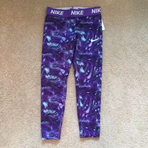 Kids nike capris
